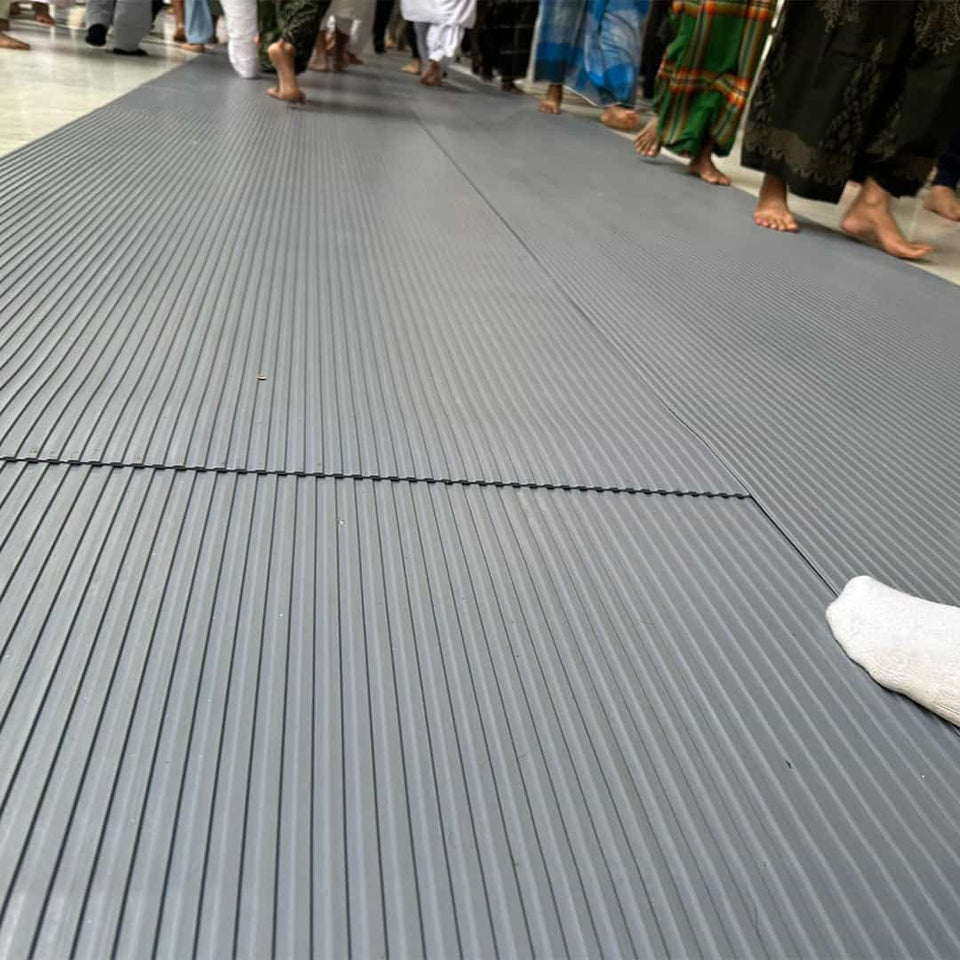 Swimming Pool Mat  / Masjid Mat / Multipurpose Flooring Mat