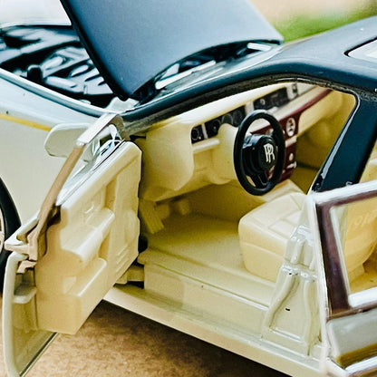Diecast Metal Rolls Royce Phantom
